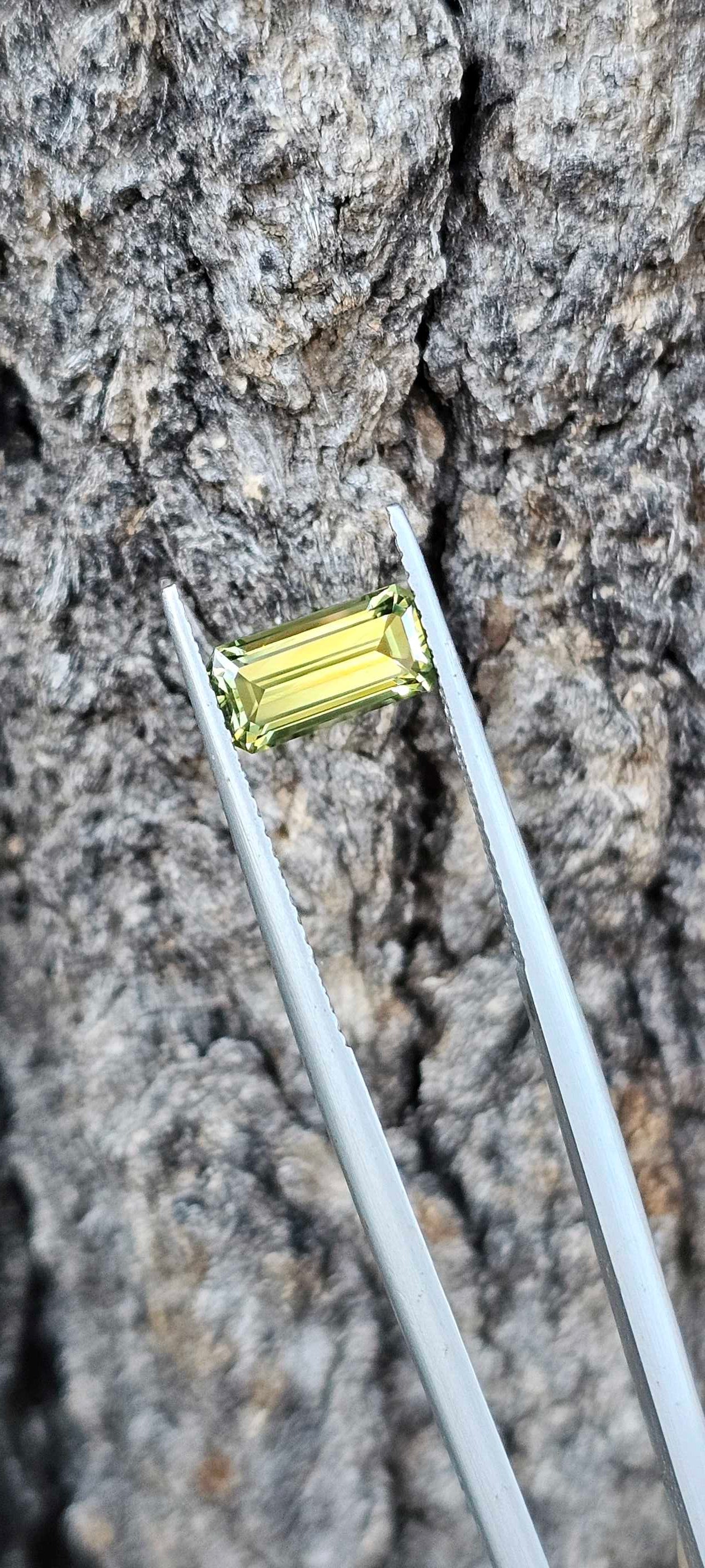1.960ct pale green emerald cut sapphire - Evolution Gemstones