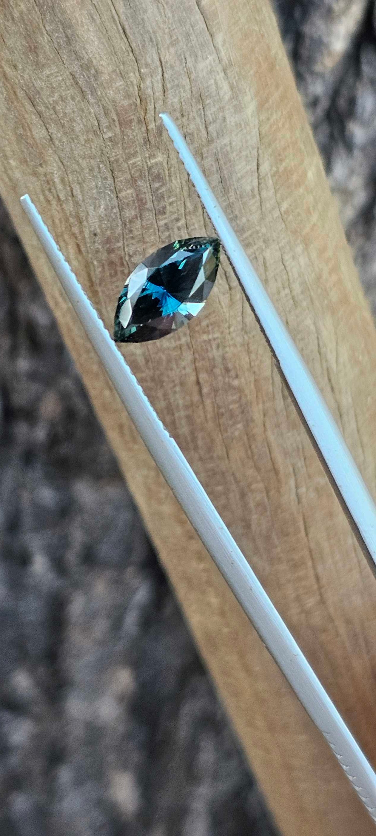 1.5ct marquise sapphire - Evolution Gemstones