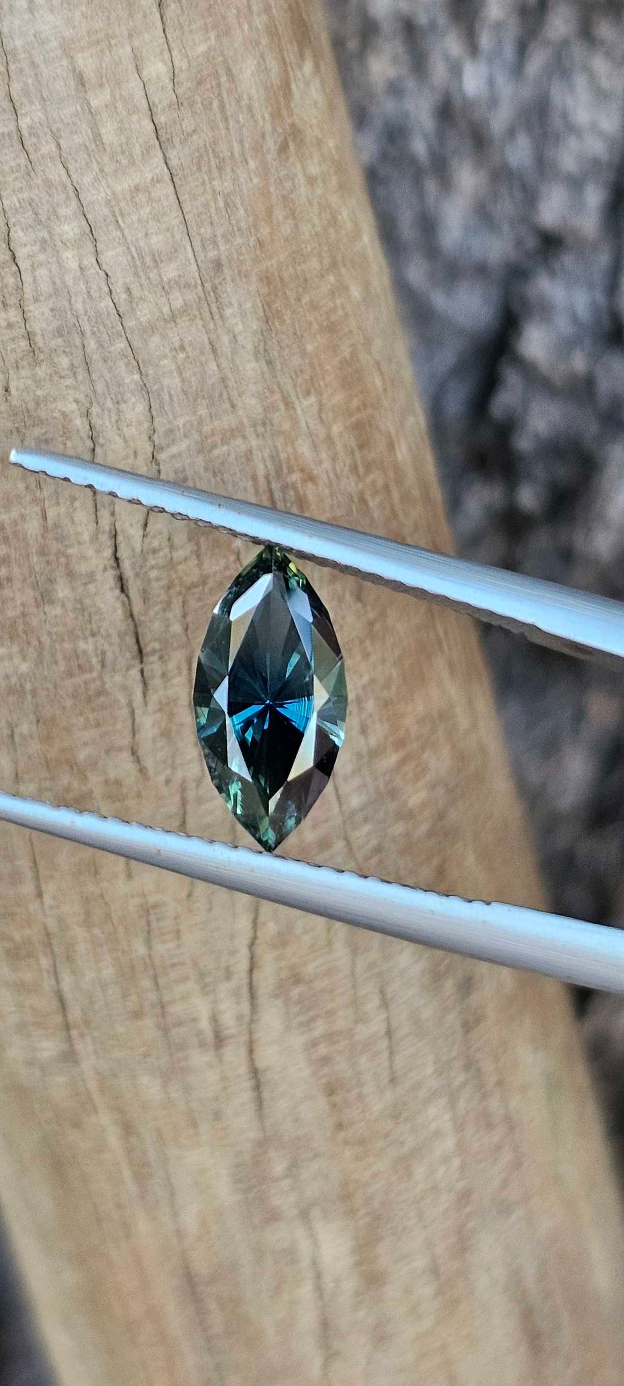 1.5ct marquise sapphire - Evolution Gemstones