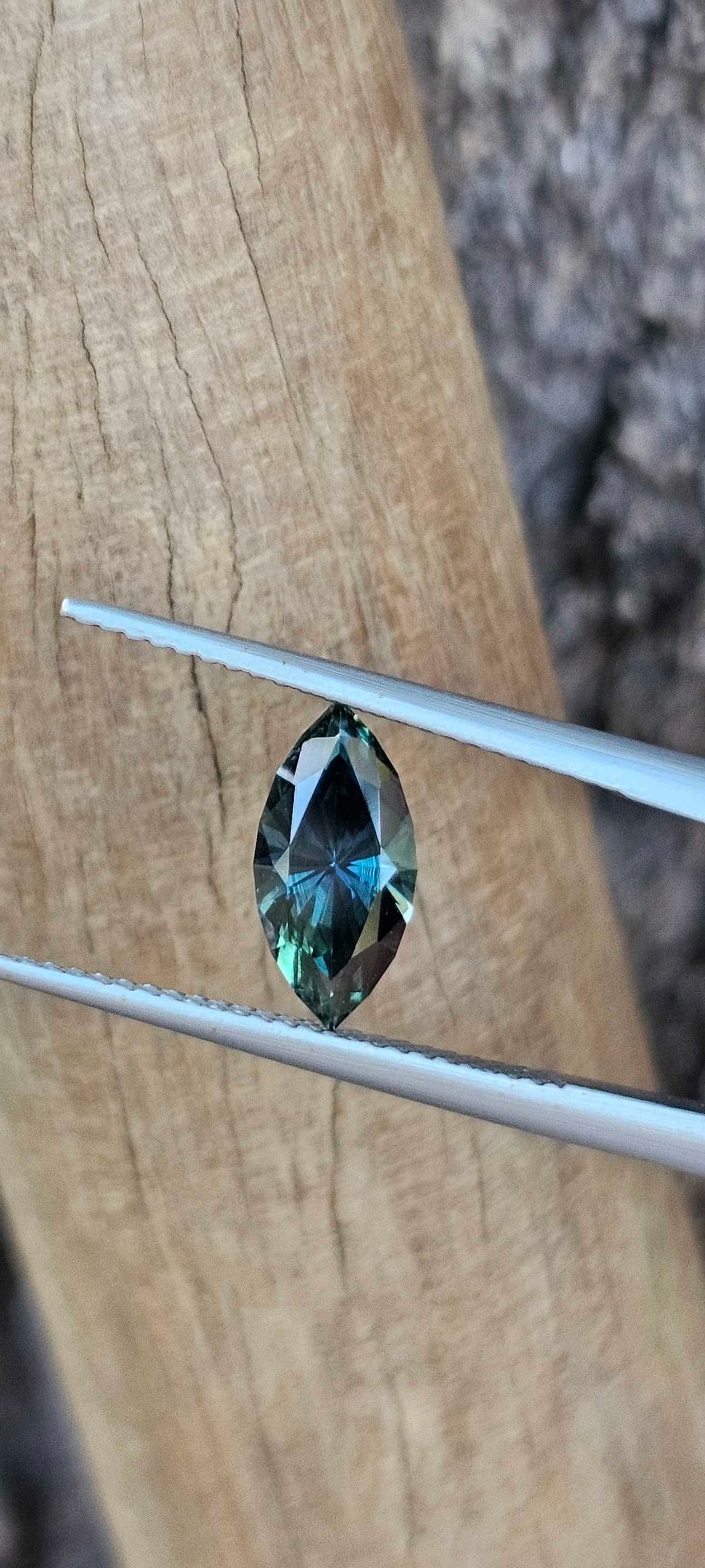 1.5ct marquise sapphire - Evolution Gemstones