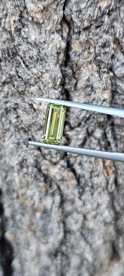 1.960ct pale green emerald cut sapphire - Evolution Gemstones