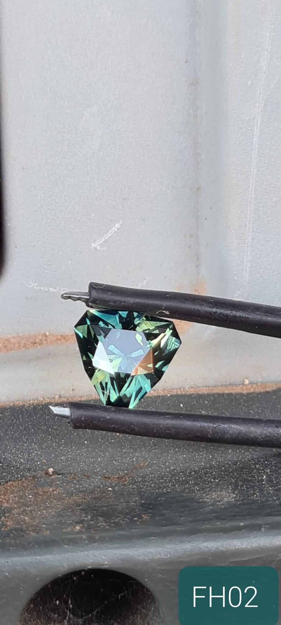 Australian Triangle Cut Parti Sapphire - Evolution Gemstones