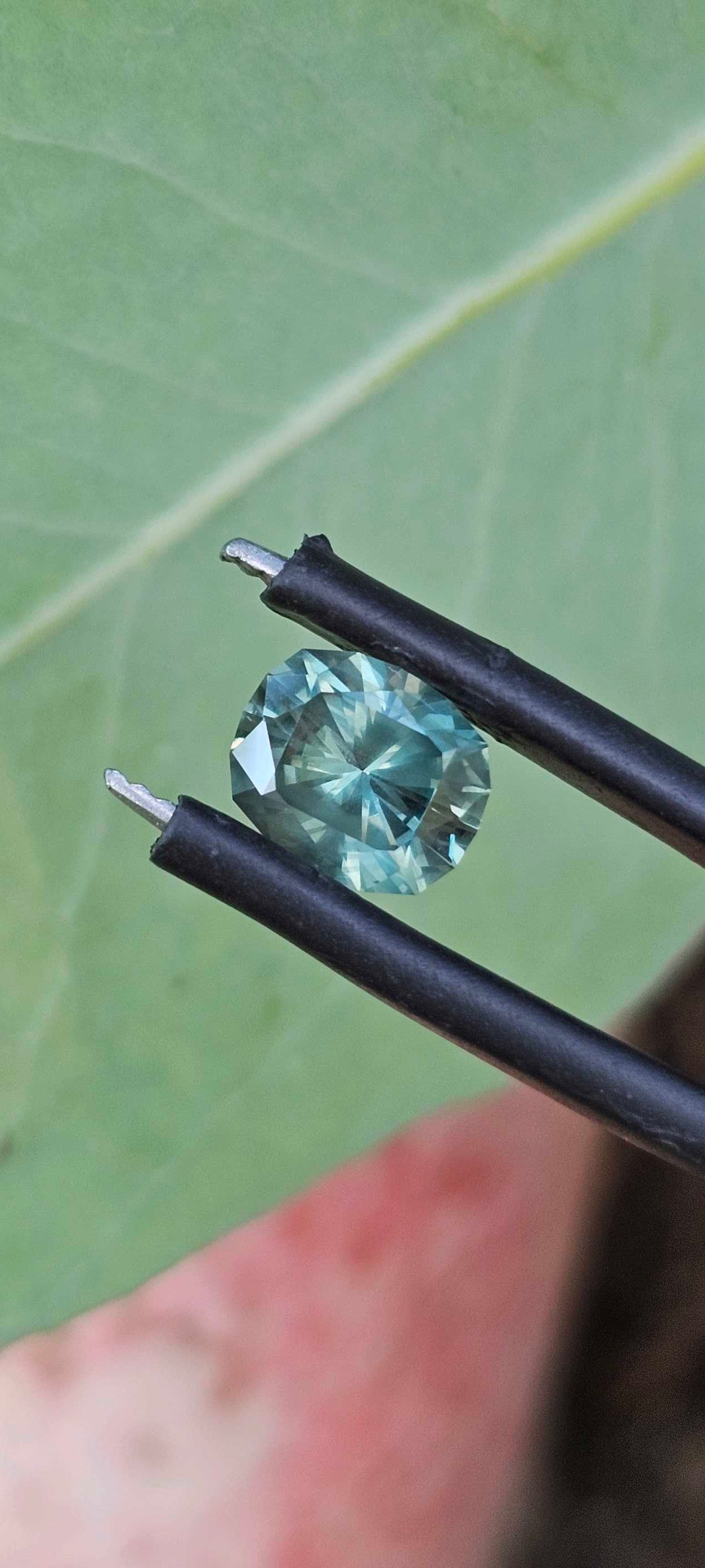 Pale Greeny Blue Sapphire 1.25ct - Evolution Gemstones