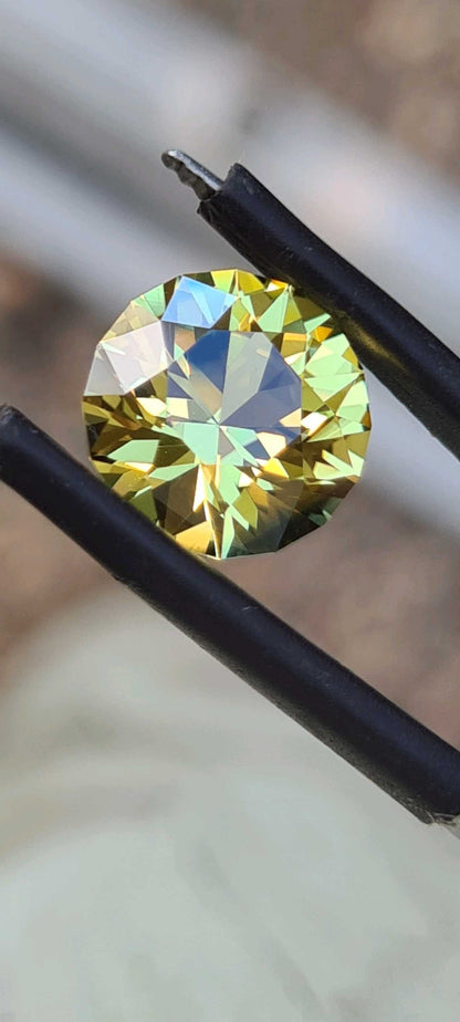 3.85ct Yellow Parti Sapphire - Evolution Gemstones