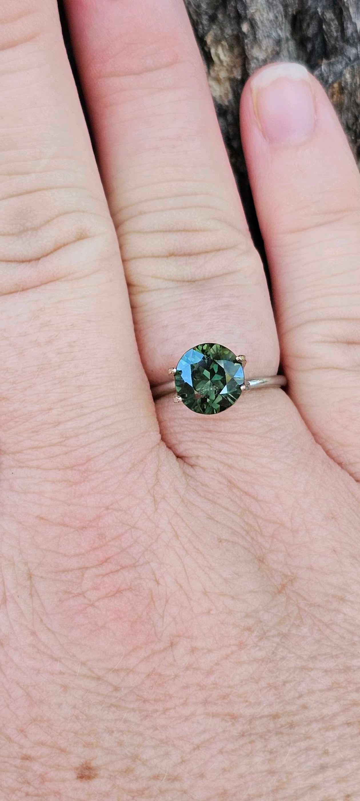 2.89ct Strong Green Australian Sapphire - Evolution Gemstones