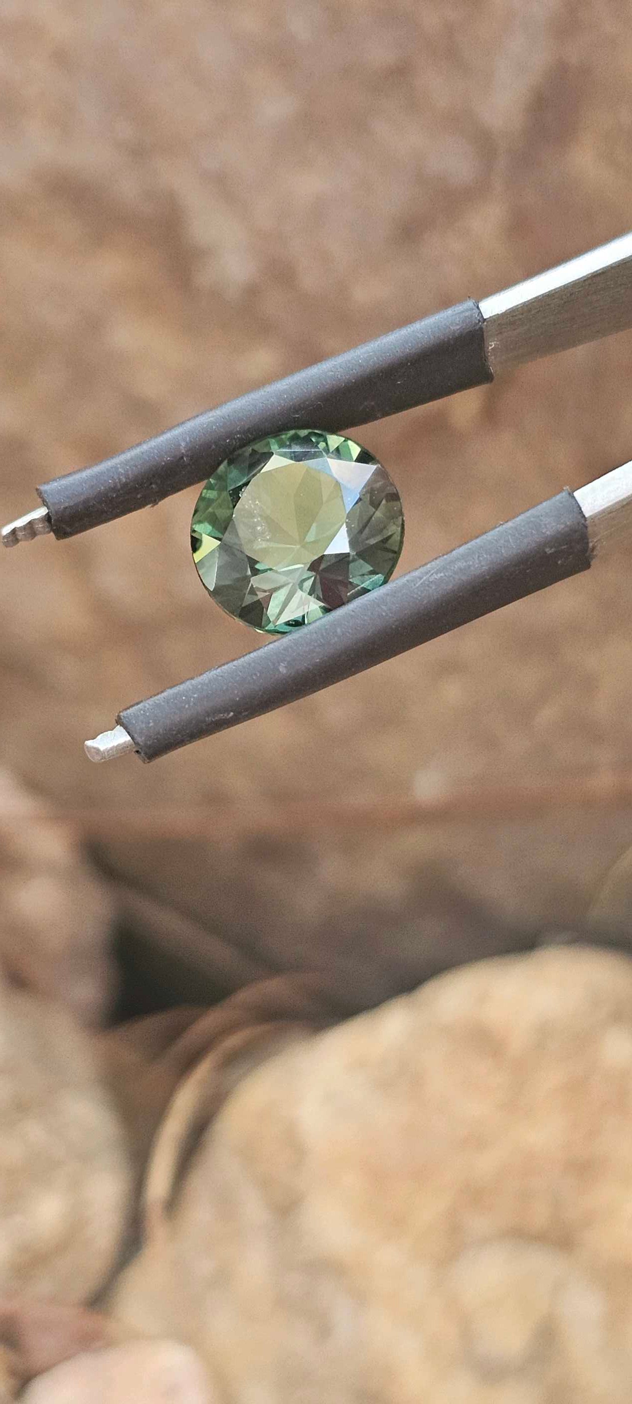 2.89ct Strong Green Australian Sapphire - Evolution Gemstones