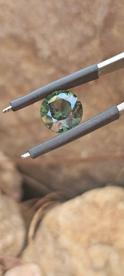 2.89ct Strong Green Australian Sapphire - Evolution Gemstones