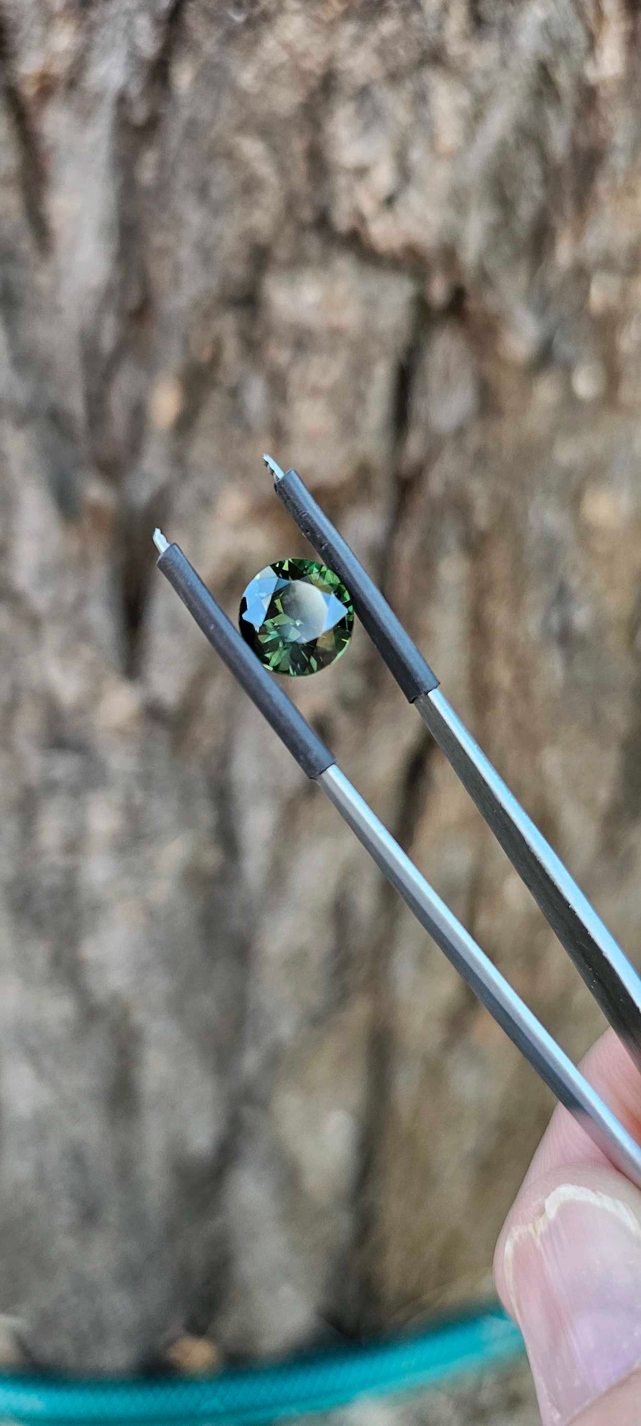 2.89ct Strong Green Australian Sapphire - Evolution Gemstones