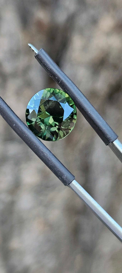 2.89ct Strong Green Australian Sapphire - Evolution Gemstones