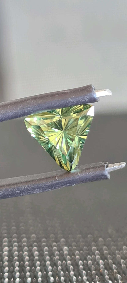 1.8ct Stunning Green Triangle Sapphire - Evolution Gemstones