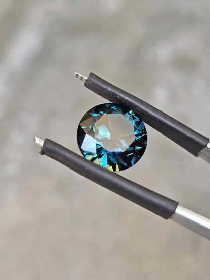 Impressive 4.550ct Australian Blue Sapphire - Evolution Gemstones