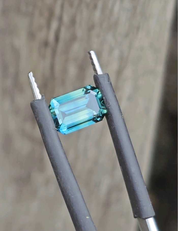 1.745ct Emerald cut sapphire