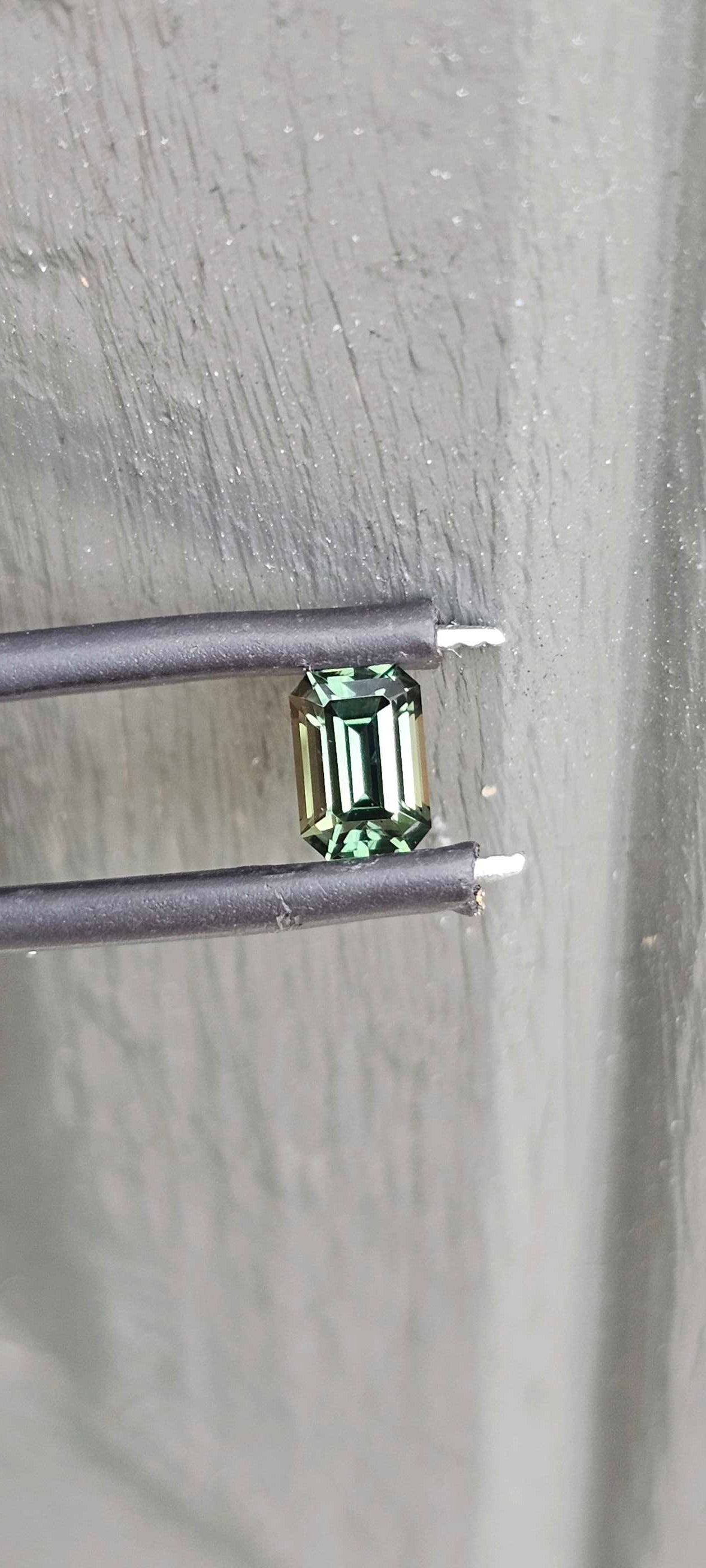 0.78ct forest green sapphire - Evolution Gemstones