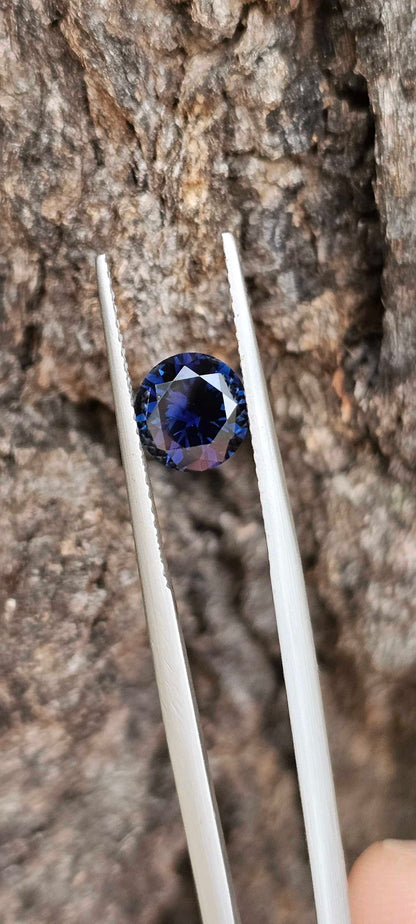 1.535ct midnight blue violet sapphire - Evolution Gemstones
