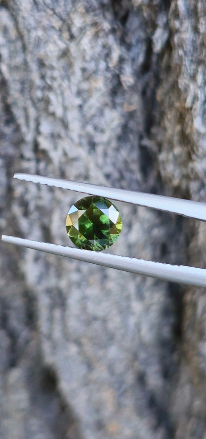1.315ct Peppered green sapphire - Evolution Gemstones