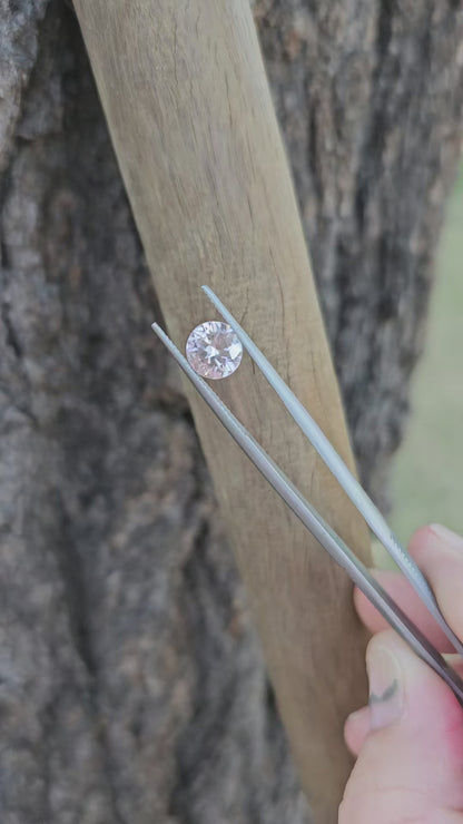 2.5ct Harts Range Zircon