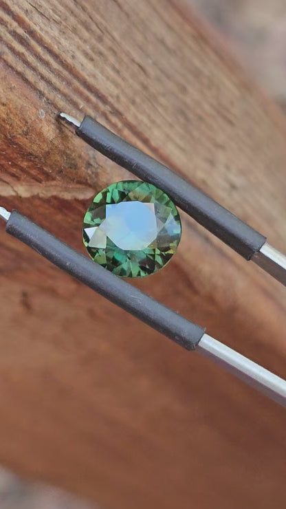 2.89ct Strong Green Australian Sapphire