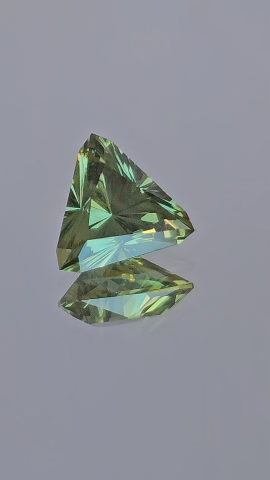 1.8ct Stunning Green Triangle Sapphire