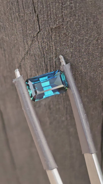 1.63ct Blue Rectangle Sapphire