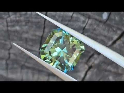 2.5ct Parti Square Emerald Cut Sapphire