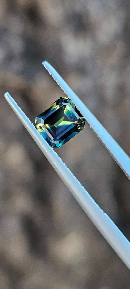1.30ct Deep Blue & Yellow Parti Sapphire - Strong Colour Separation | Australian Natural - Evolution Gemstones