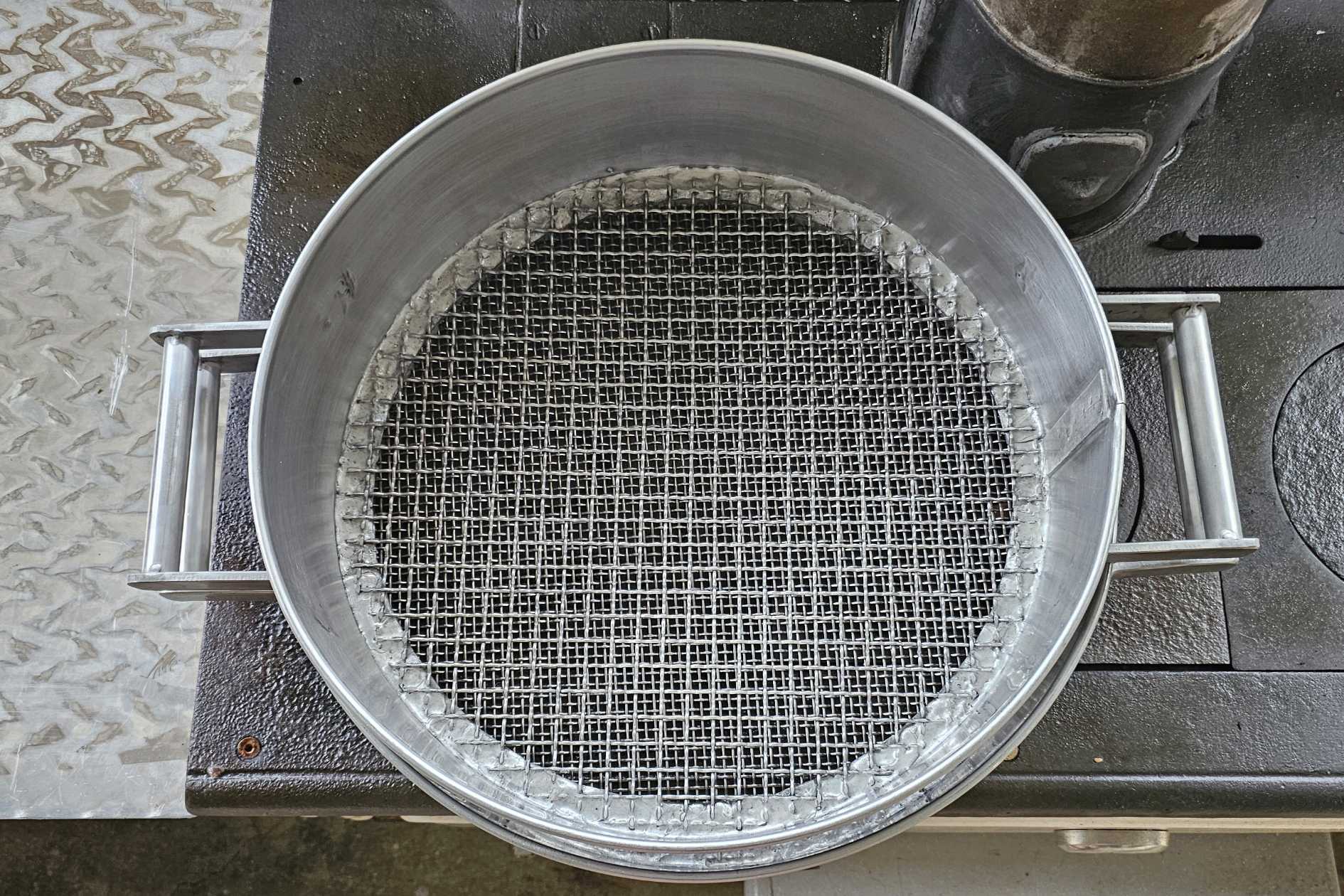 Limited First‑Run Fossicking Sieve Set — Hand‑Finished 316 Stainless (Only 3 Available) - Evolution Gemstones